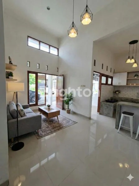 image RUMAH STRATEGIS DEKAT BANDARA ADI SOEMARMO (4)