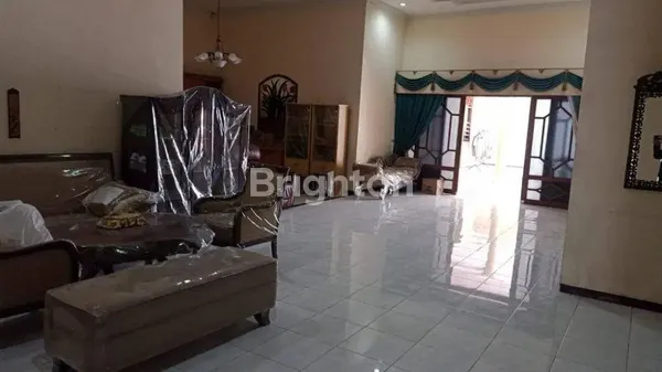 image DIJUAL RUMAH MANYAR STRATEGIS PUSAT KOTA, TERAWAT, ROW JALAN KEMBAR, LINGKUNGAN NYAMAN, DEKAT KAMPUS UNTAG  (5)