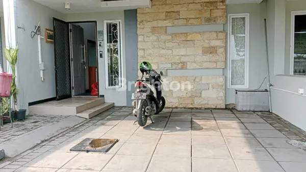 image SUKOLILO DIAN REGENCY BERSIH TERAWAT, BEBAS BANJIR, DINGIN HADAP SELATAN  (2)