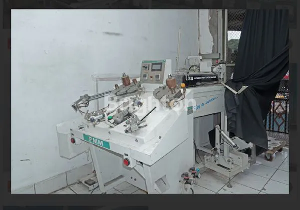 image PABRIK GARMENT 2 LANTAI YANG MASIF AKTIF BERPRODUKSI, DI PINGGIR JALAN RAYA BANJARAN BANDUNG (6)