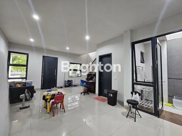 image ASKARA NUE HOUSE VANYA PARK BSD (3)