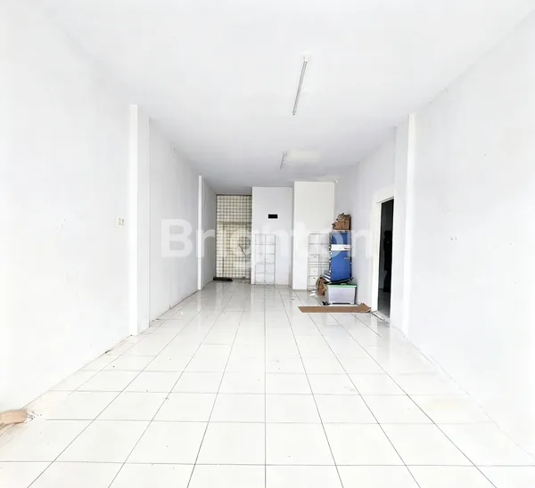 image RUKO 2 PINTU, 3 LANTAI, LOKASI RAMAI KEDAMAIAN (5)