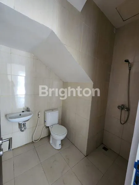 image RUMAH 2 LANTAI DI MUTIARA CITY, KT 4, HARGA MENARIK (6)