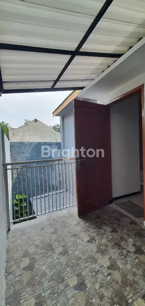 image RUMAH RUNGKUT TERAWAT SIAP HUNI DEKAT MERR UPN (6)