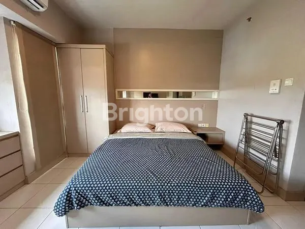 image APARTEMEN UC BERKELEY STUDIO DEKAT LIFT (3)