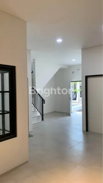 image RUMAH MINIMALIS SIAP HUNI AREA MEDOKAN ASRI SELANGKAH MERR DAN UPN  (3)