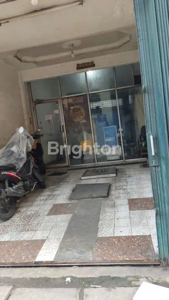 image RUKO 3 LANTAI STRATEGIS DI JEMBATAN LIMA, HARGA NEGO (1)