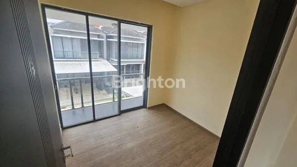 image RUMAH GOLDEN PARK 2 CISAUK TANGERANG 72 M2 / 68 M2  , KT 3+1 / KM 2+1 ,SHM (4)