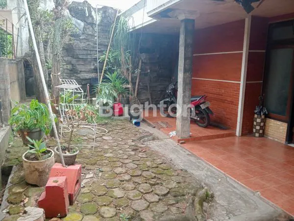 image RUMAH DIJUAL DAERAH SAWOJAJAR DEKAT DENGAN PINTU TOL DAN PUSAT KULINER (3)