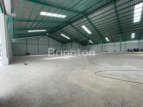 image *DIJUAL & DISEWAKAN GUDANG  LUAS TANAH 5730M2 DGN LUAS BANGUNAN 3000M2 DI CURUG, TANGERANG..*\N(KODE RMRG 2896)\N (2)