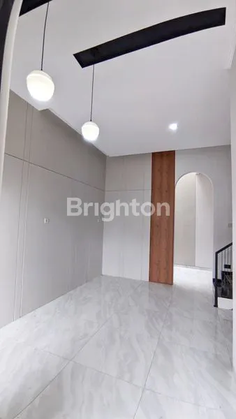 image RUMAH NEW MINIMALIS KLAMPIS ANOM - WISMA MUKTI DEKAT MERR / SEMOLOWARU / KERTAJAYA (2)