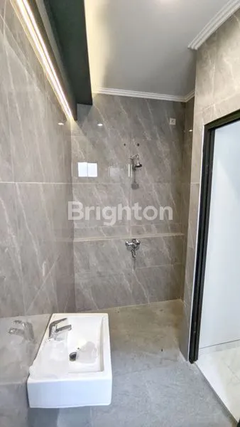 image RUMAH NEW MINIMALIS KLAMPIS ANOM - WISMA MUKTI DEKAT MERR / SEMOLOWARU / KERTAJAYA (8)