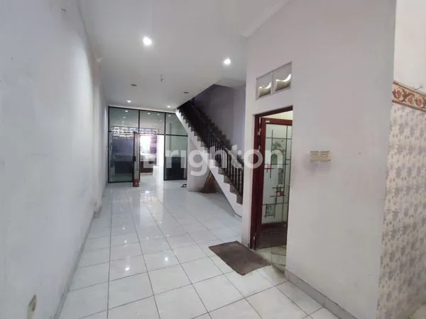 image RUKO PREMIUM PASAR KUTA LANTAI TIGA LOKASI STRATEGIS  (5)