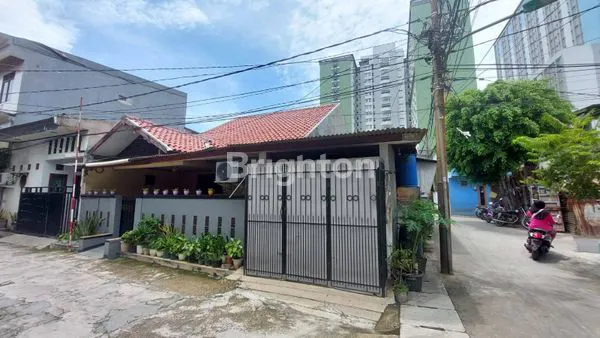 image RUMAH DIJUAL PADEMANGAN (3)