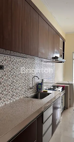 image RUMAH VILLA GARDEN JALAN SIDODADI | 2 LANTAI | KOLAM RENANG PRIBADI | SHM (6)