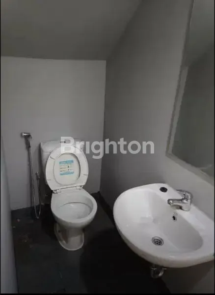 image RUMAH 2 LANTAI DI CENDANA  PEAK LIPPO KARAWACI– 3 KT (7)