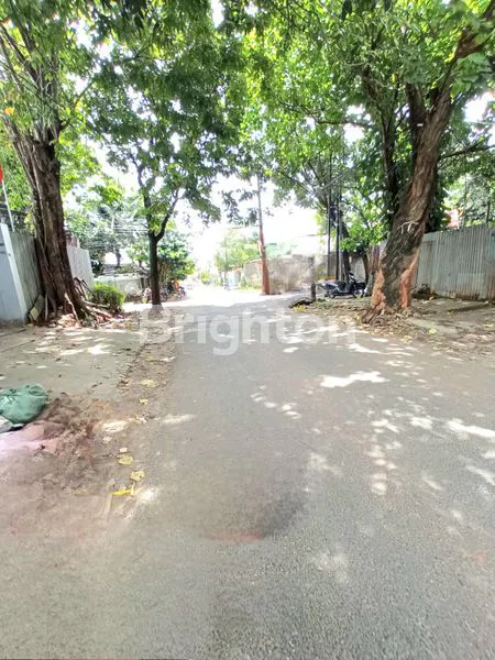 image TANAH HOOK LUAS STRATEGIS KAV DKI MERUYA UTARA JAKARTA BARAT (1)