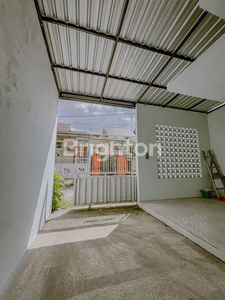 image RUMAH DIJUAL LOKASI STRATEGIS DEKAT KOTA TULUNGAGUNG (4)