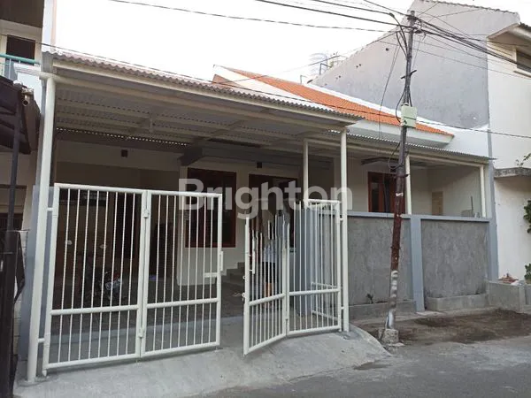 image RUMAH DI MANYAR TIRTOYOSO SELATAN DEKAT MERR DAN GALAXY MALL (1)