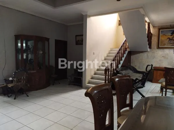 image HUNIAN NYAMAN & LINGKUNGAN TENANG+FULL FURNISHED DEKAT FASILITAS PENDIDIKAN (3)