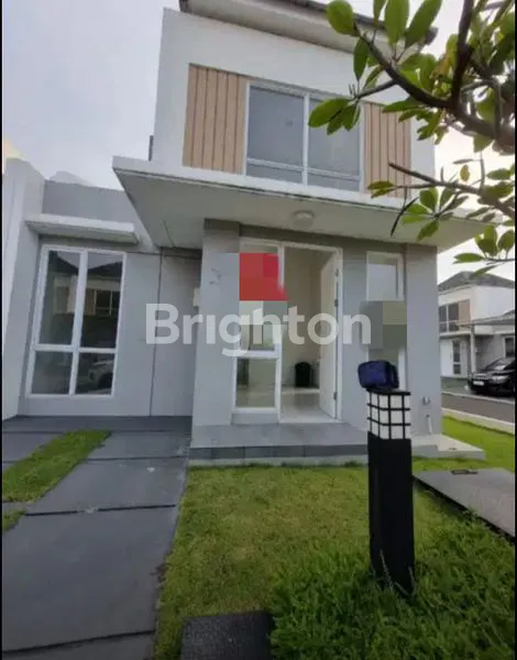 image RUMAH HOEK PARAMOUNT PETAL, LT 96 LB 51, 3 KT (1)