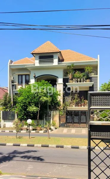 image ARTISTIK!! LANGKA... RUMAH SPLIT DI BOULEVARD PREMIUM SUTOREJO SELANGKAH KE RAYA MULYOSARI PAKUWON CITY DHARMAHUSADA INDAH KERTAJAYA INDAH ITS UNAIR (2)