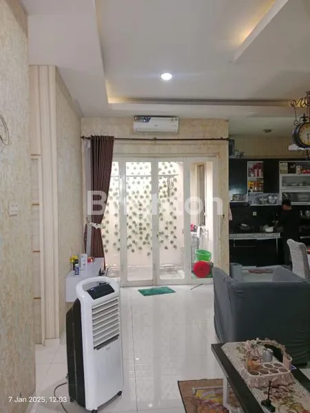 image HUNIAN STRATEGIS 2 LANTAI, FULL FURNISHED (7)