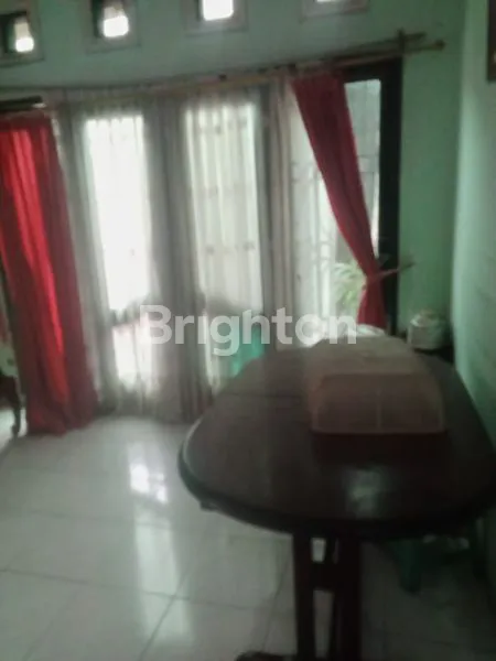 image DIJUAL RUMAH DI PASAR REBO (5)