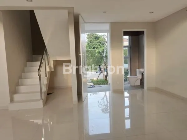 image RUMAH 2 LANTAI LT 138M² DI PASAR MINGGU, SIAP HUNI (2)