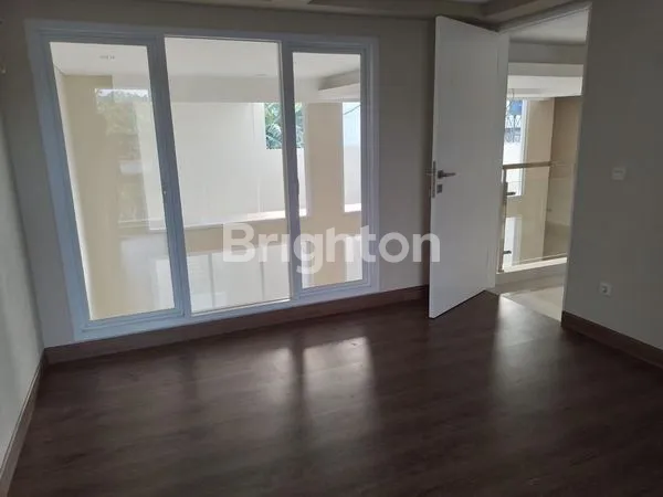 image RUMAH 2 LANTAI LT 138M² DI PASAR MINGGU, SIAP HUNI (5)