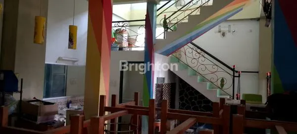 image RUKO 2 LANTAI DI LOKASI STRATEGIS DI JALAN SONO INDAH BARU SIDOARJO (4)