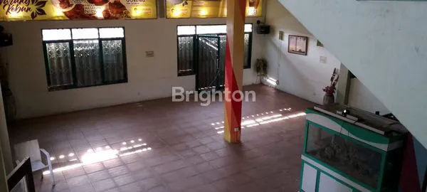 image RUKO 2 LANTAI DI LOKASI STRATEGIS DI JALAN SONO INDAH BARU SIDOARJO (8)