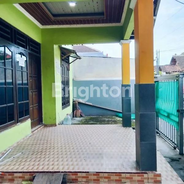 image KUDU, BAKI, SUKOHARJO, RUMAH SEMI FURNISH ADA MESIN CUCI PLUS KULKAS DENGAN HARGA TERJANGKAU LOKASI STRATEGIS, AKSES  KE BERBAGAI TEMPAT DEKAT (2)