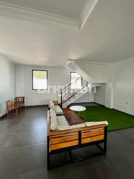 image RUMAH STRATEGIS DAGO, DEKAT MALL & SEKOLAH INTERNASIONAL (8)