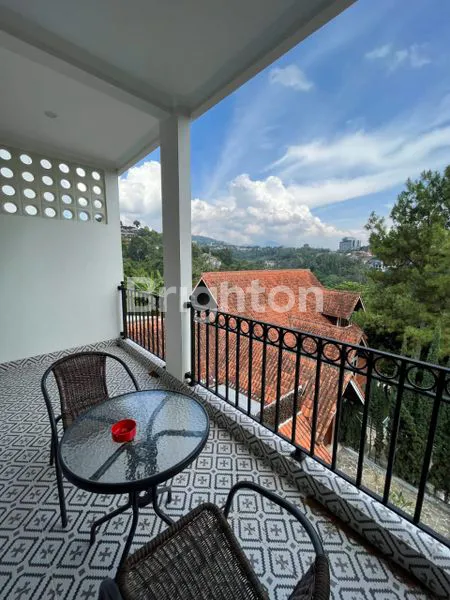 image RUMAH STRATEGIS DAGO, DEKAT MALL & SEKOLAH INTERNASIONAL (5)