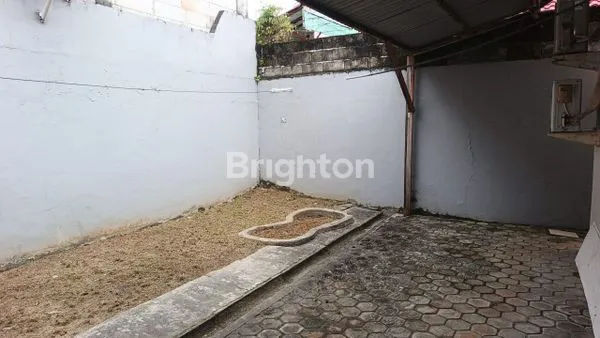 image RUMAH STRATEGIS DEKAT JALAN MT HARYONO (7)