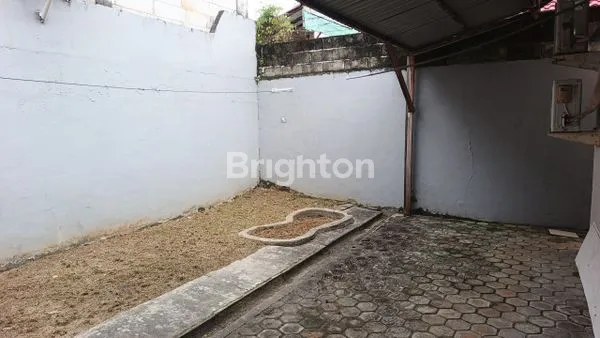 image RUMAH STRATEGIS DEKAT JALAN MT HARYONO (6)