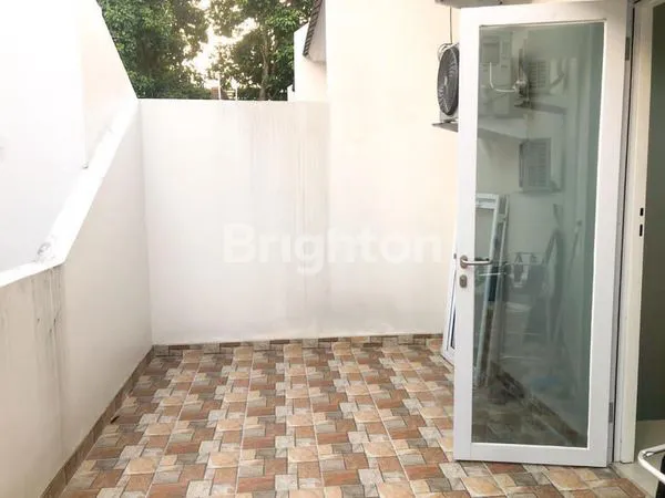 image RUMAH SEPERTI BAR&FULL FURNISHED DI BSD. BANGUNAN 2 LANTAI (8)