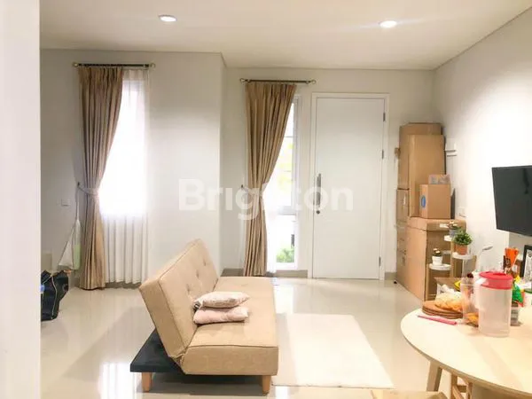 image RUMAH SEPERTI BAR&FULL FURNISHED DI BSD. BANGUNAN 2 LANTAI (1)