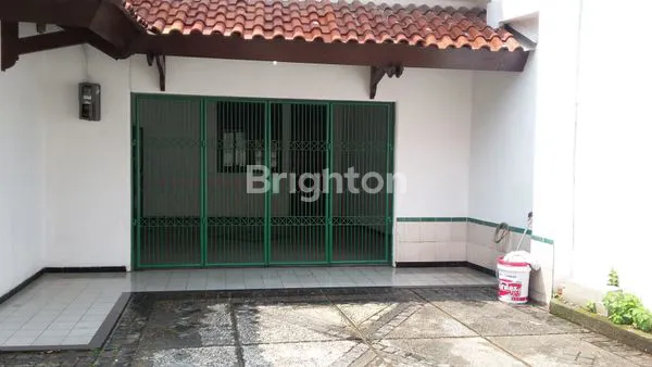 image RUMAH CANTIK LT 333M² DI CIPAYUNG, DEKAT TMII (4)