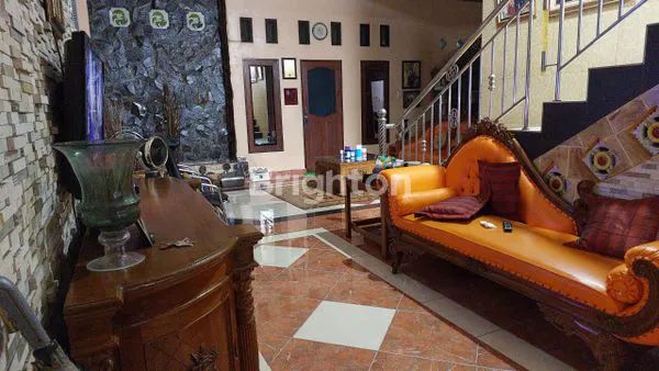 image RUMAH 2 ½ LANTAI KOMPLEK MENTENG INDAH MEDAN DENAI (3)