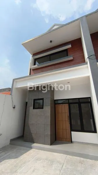 image RUMAH MINIMALIS DI TENGGILIS SURABAYA (5)