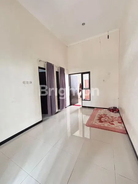 image RUMAH SIAP HUNI DI JL. ARUMBA TUNGGUL WULUNG – LINGKUNGAN TENANG & AKSES STRATEGIS MALANG  (7)