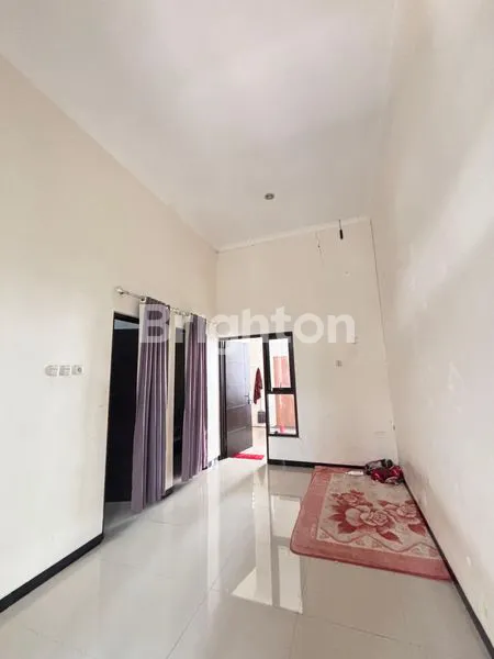 image RUMAH SIAP HUNI DI JL. ARUMBA TUNGGUL WULUNG – LINGKUNGAN TENANG & AKSES STRATEGIS MALANG  (3)