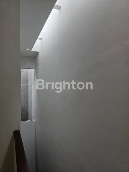 image RUMAH BARU GRESS MODERN MINIMALIS MANYAR INDAH (8)