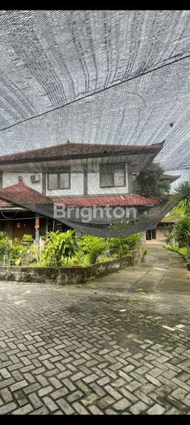 image TANAH LUAS 1.400M² DI CANGGU, BONUS RUMAH & DEKAT PANTAI (3)