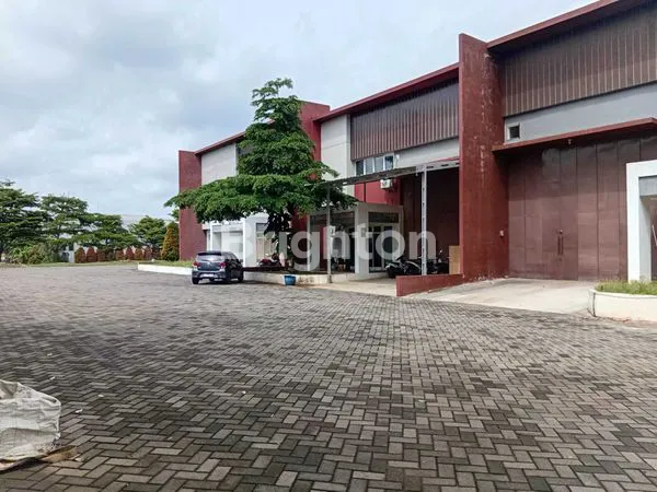 image GUDANG SIAP PAKAI DI BSB SEMARANG BARAT (1)