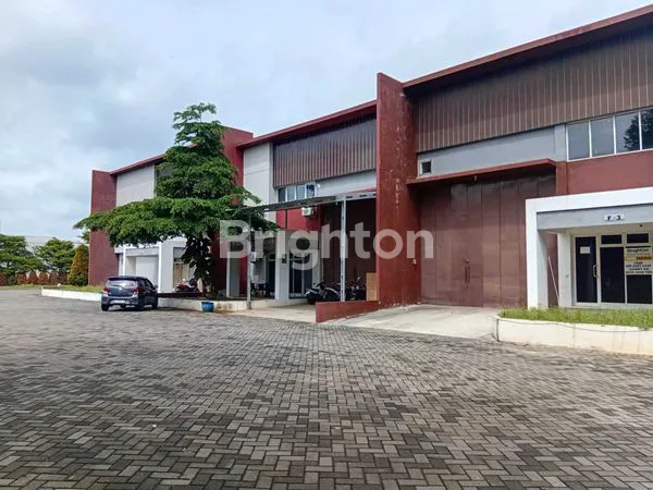 image GUDANG SIAP PAKAI DI BSB SEMARANG BARAT (4)