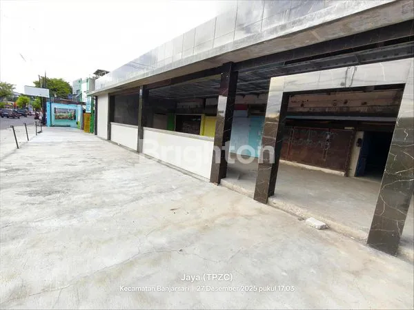 image RUANG USAHA STRATEGIS PUSAT KOTA SOLO  (1)