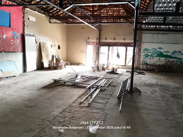 image RUANG USAHA STRATEGIS PUSAT KOTA SOLO  (6)